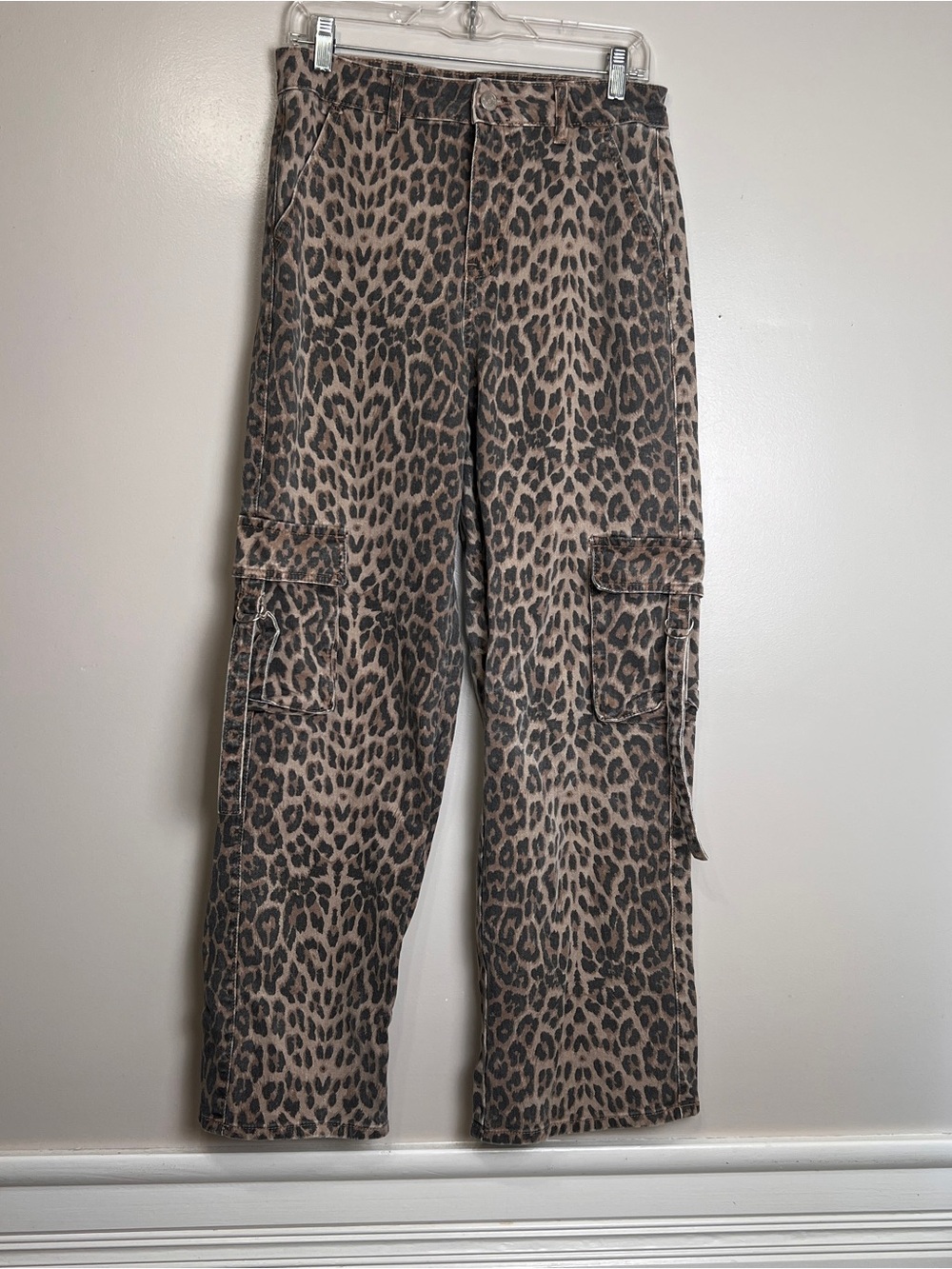 Disclosure Leopard Print Cargo Pants Womens 9/29 High Rise Stretch, EUC